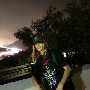 Meet your Posher, Barrett